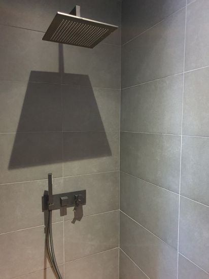 douche encastrable Christina à Genas